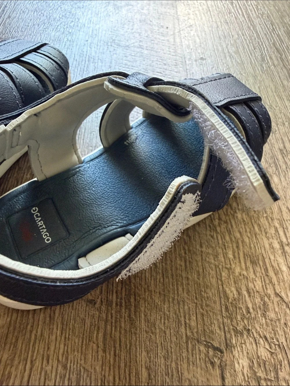 Cartago kids Navy Blue Sandals with Red Accent, Velcro straps. Size 7